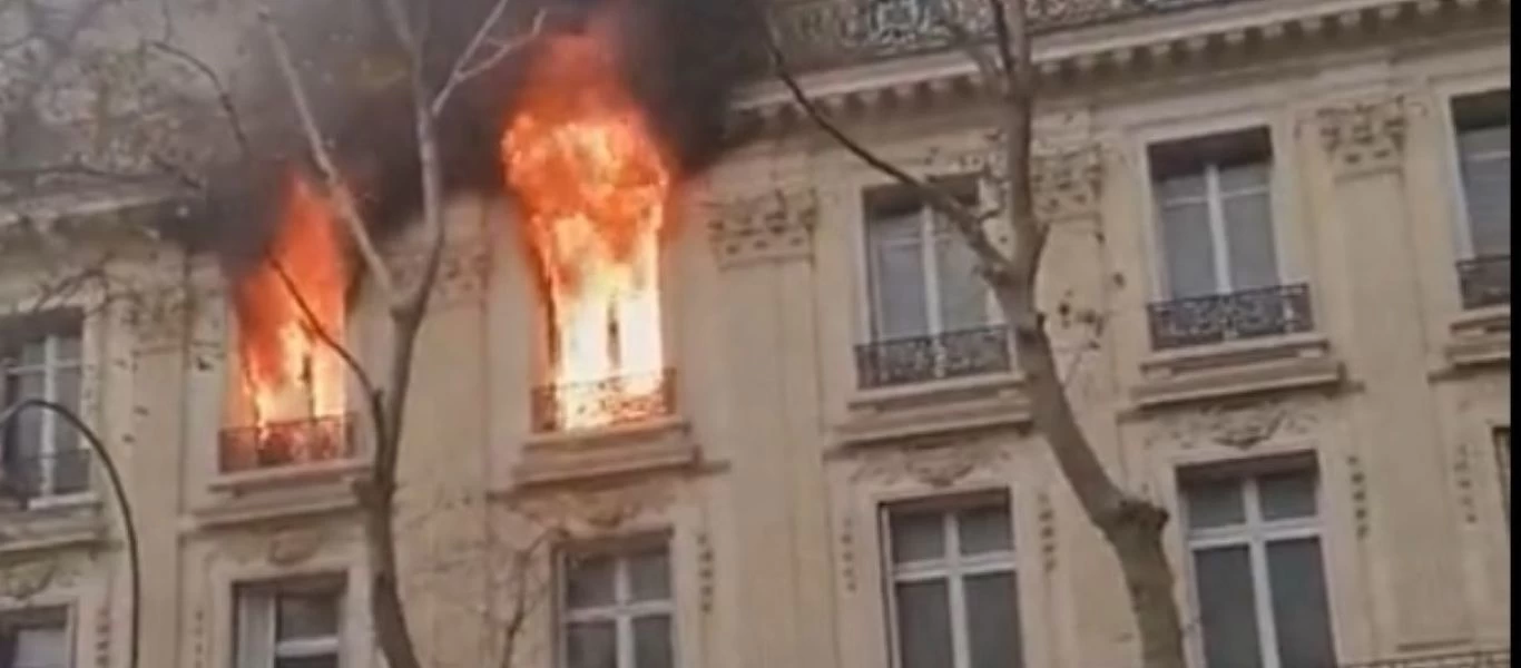 Γαλλία: Μεγάλη φωτιά ξέσπασε σε κτίριο στο κέντρο του Παρισιού (βίντεο)